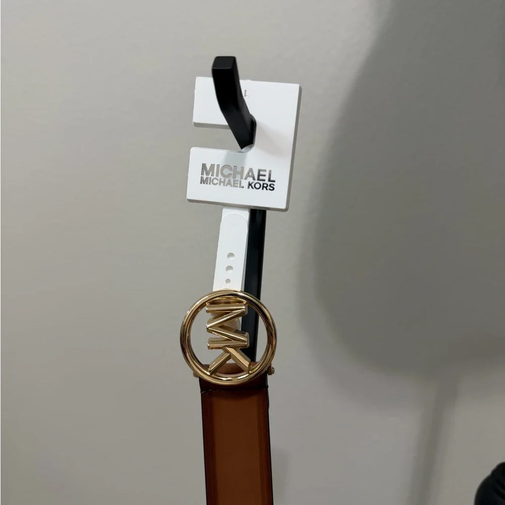 Michael Kors stylish tan
